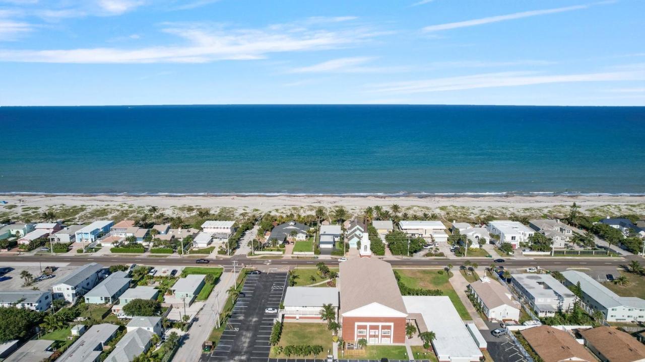 Vista Del Mar Oceanfront Home Stunning Views Backyard Oasis شاطئ كوكوا المظهر الخارجي الصورة