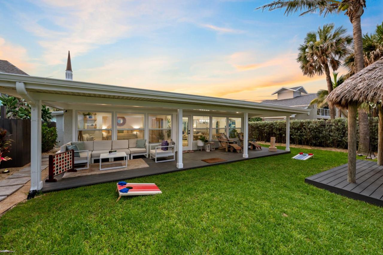 Vista Del Mar Oceanfront Home Stunning Views Backyard Oasis شاطئ كوكوا المظهر الخارجي الصورة